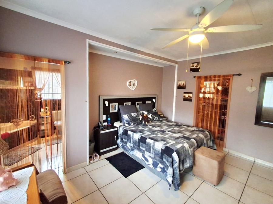 4 Bedroom Property for Sale in Sasolburg Ext 11 Free State
